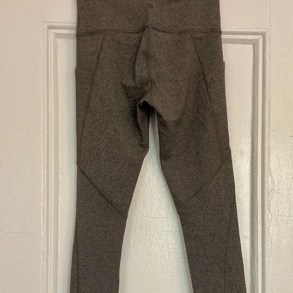 Athleta Salutation Stash Pocket II Tight Black Heather XS New Without Tag - Picture 3 of 6